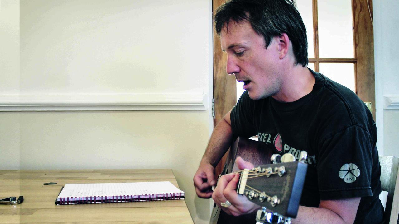 12 tips on how to play guitar and sing at the same time | MusicRadar